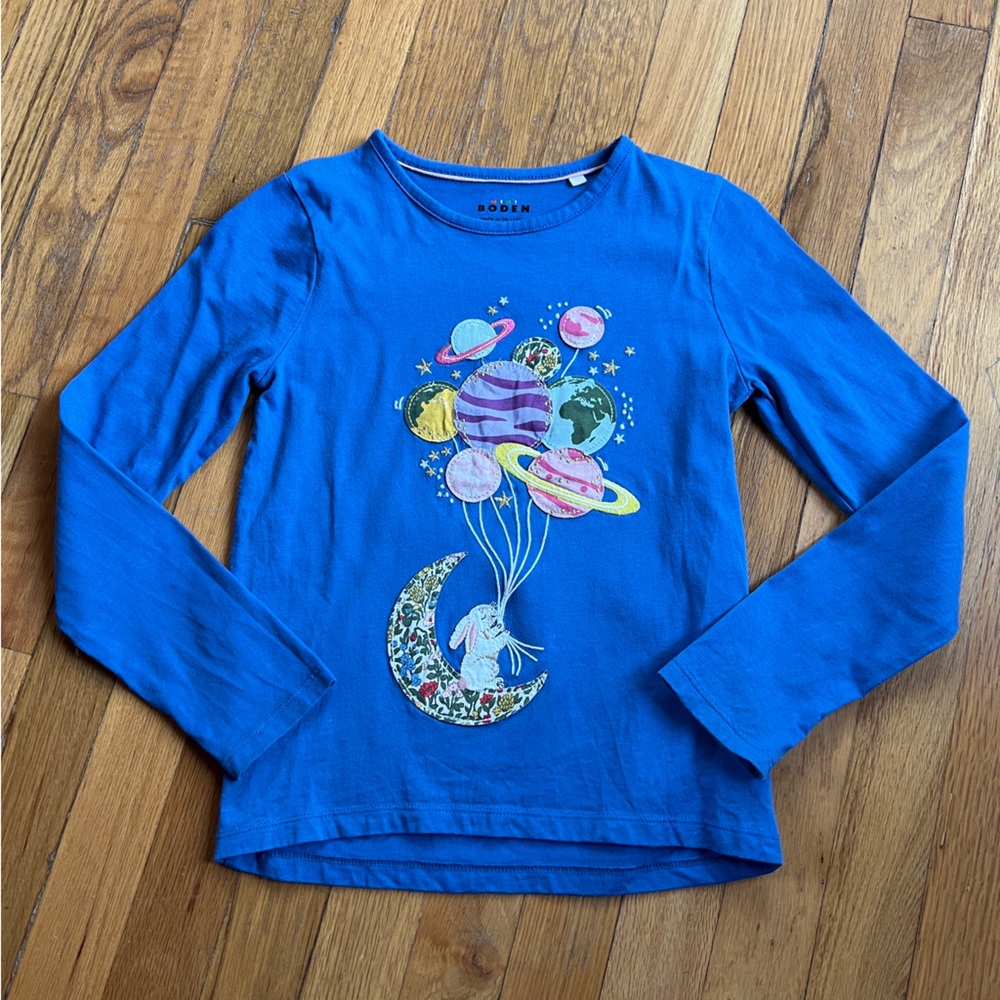 Mini Boden rabbit/planet embroidered shirt